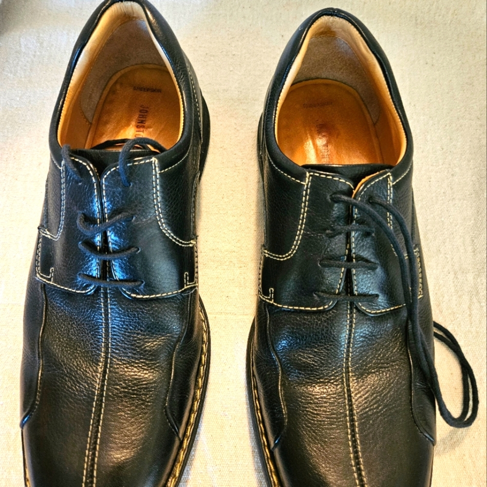 Johnston & Murphy Men's Black Shoes